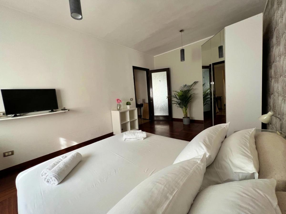 Appartme Guest House Seveso 40 Milano Exterior foto